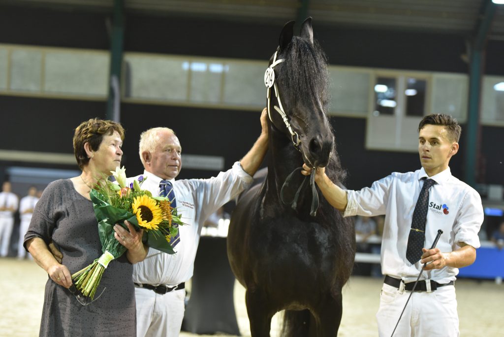 Elza Maaike v.d. Noeste Hoeve (Norbert x Rik)-7078