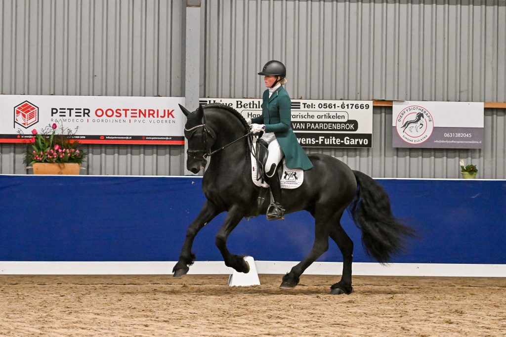 Auke van Hilberalti (Jouwe 485) met Kenna Bakker-1974-20250215 (2)